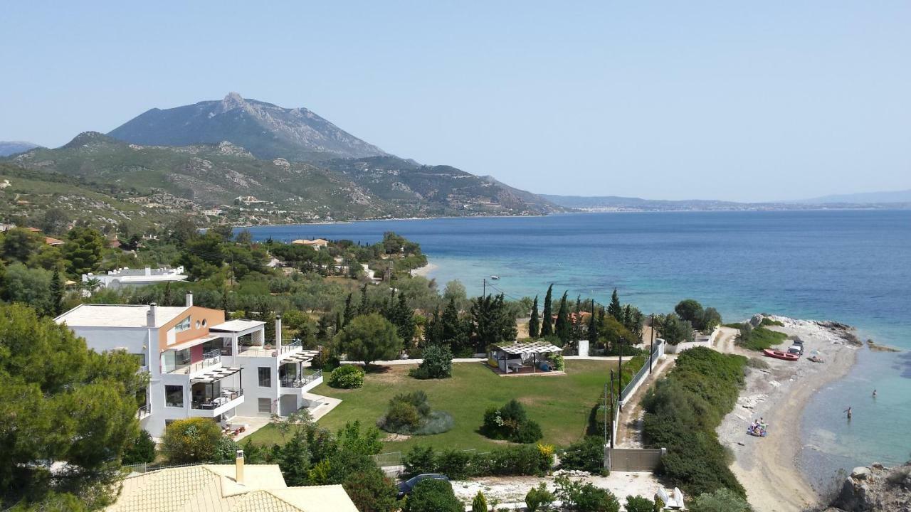 Вилла Beautiful House By The Sea,Loutraki Skaloma. Экстерьер фото
